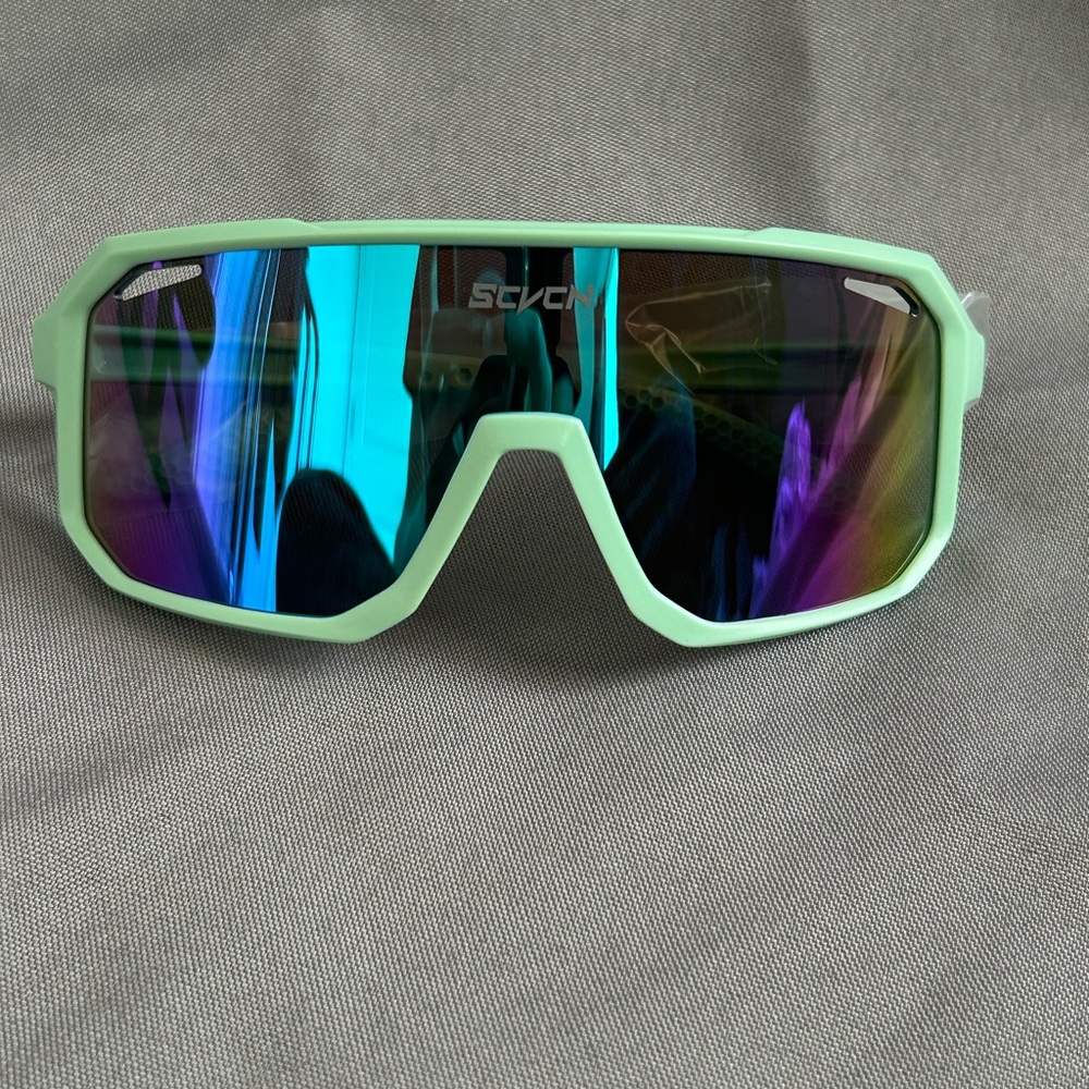 SCVCN Mint Green Sports Sunglasses